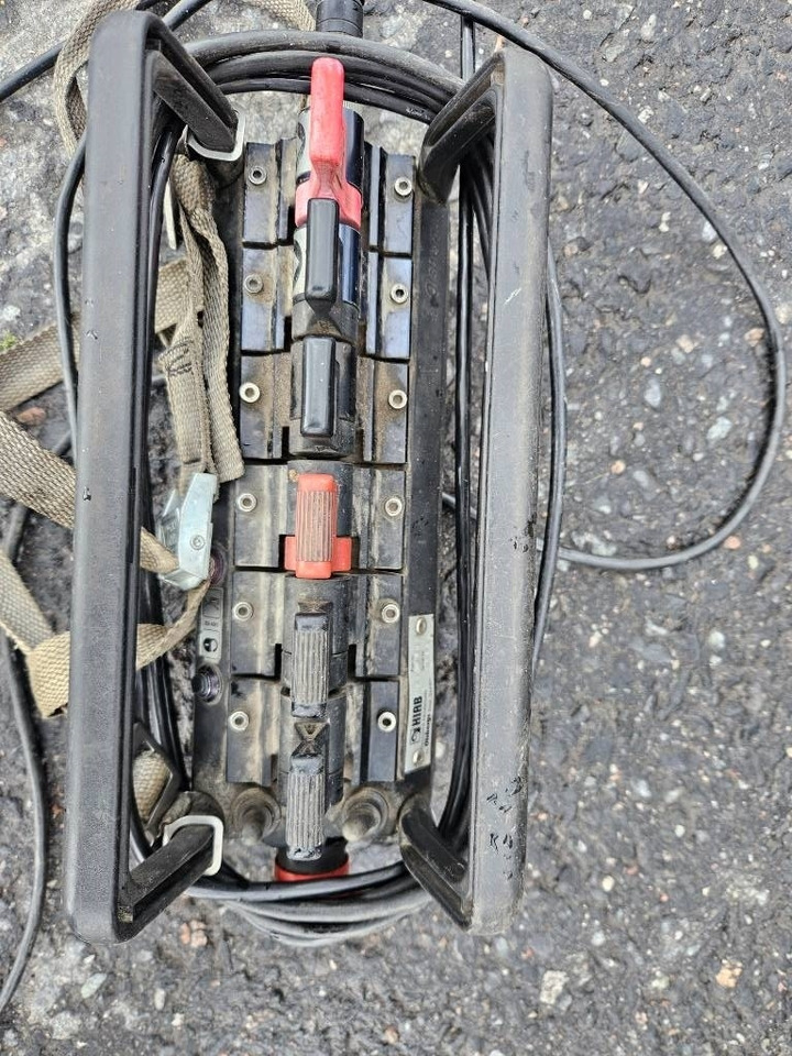 Камион с кран Scania P 94 DB 220 Hiab 135-4 lisähydrauliikalla: снимка 10