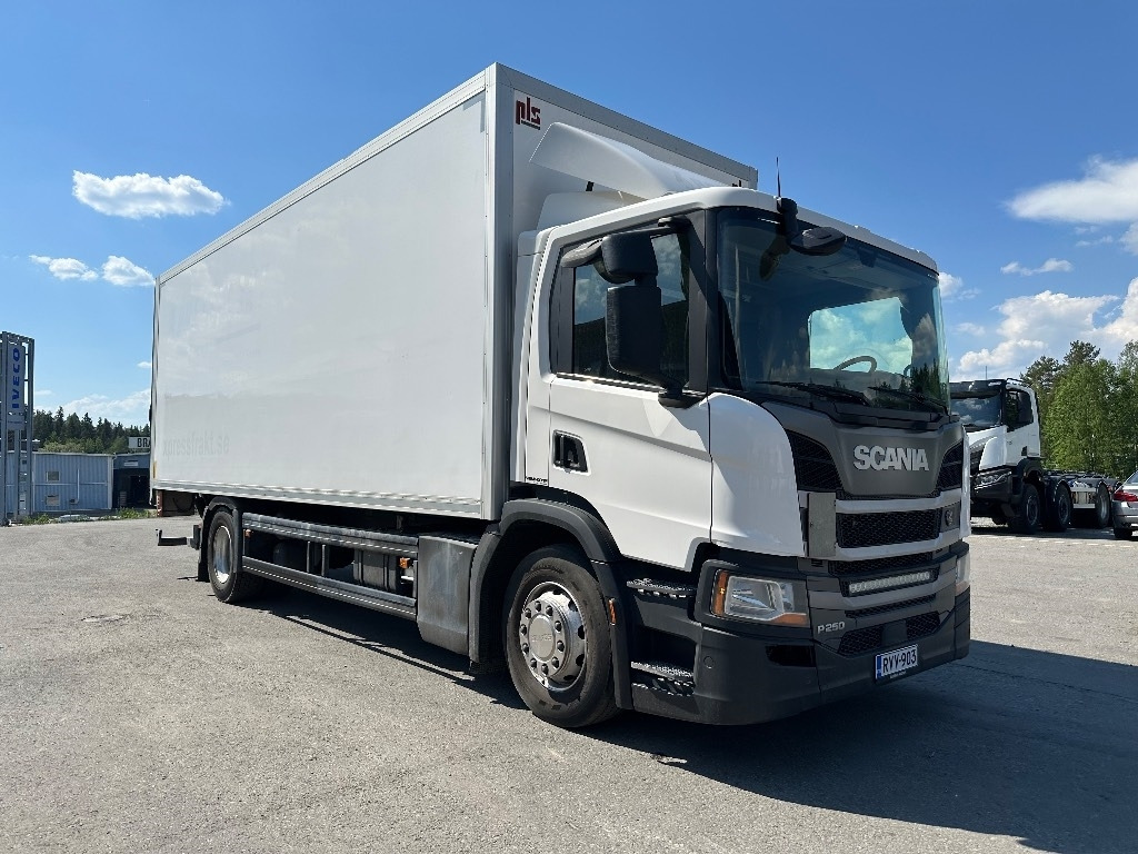 Scania P250 - Камион фургон: снимка 3 Scania P250 - Камион фургон: снимка 3