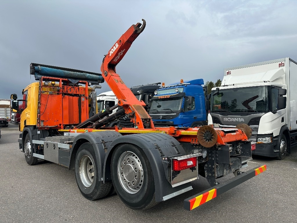 Scania P370 6x2*4 - Мултилифт с кука камион: снимка 4 Scania P370 6x2*4 - Мултилифт с кука камион: снимка 4