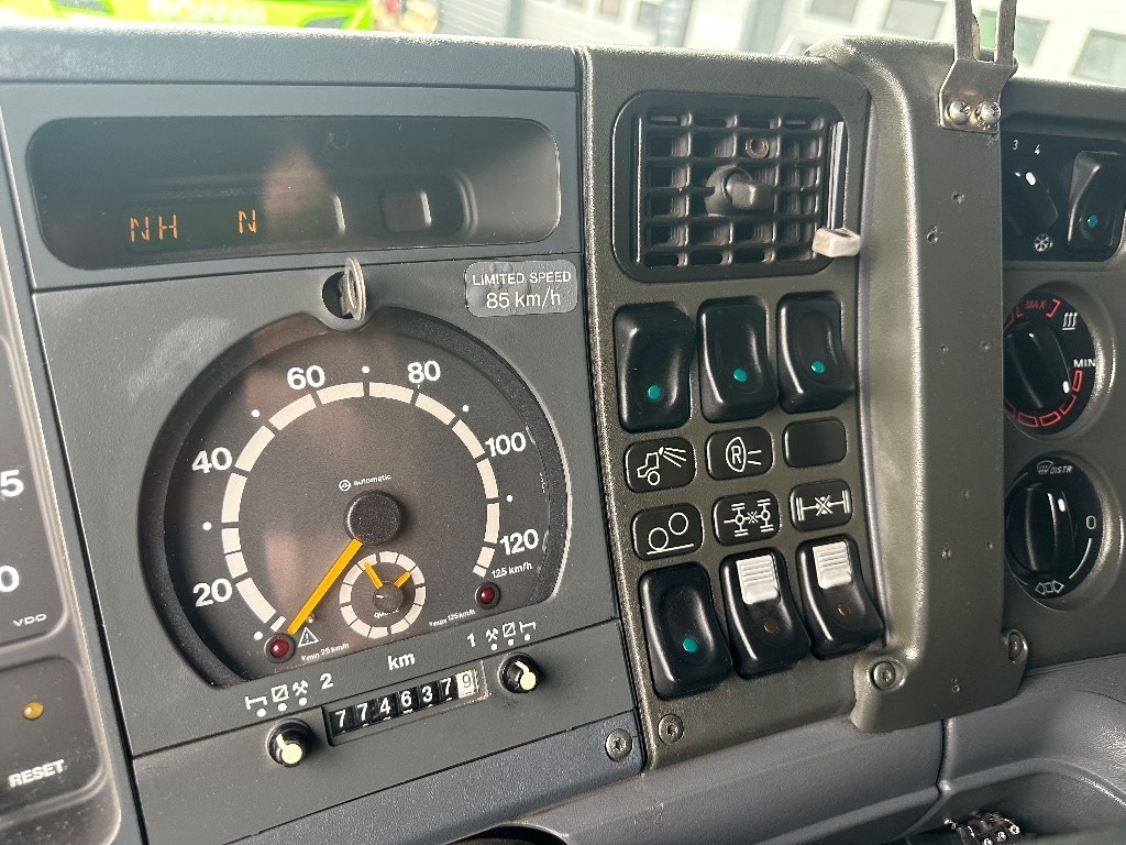 Самосвал камион Scania R144 530 6X4: снимка 17