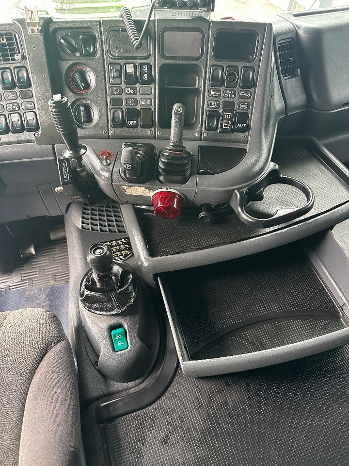 Самосвал камион Scania R144 530 6X4: снимка 14