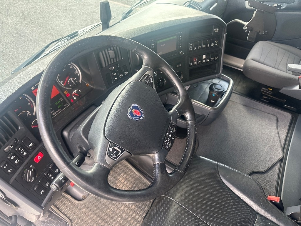 Мултилифт с кука камион Scania R520 6x2*4: снимка 15