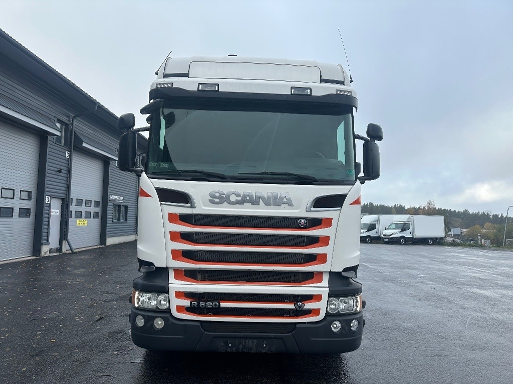 Scania R520 8x2/4 - Камион с кабелна система: снимка 2 Scania R520 8x2/4 - Камион с кабелна система: снимка 2