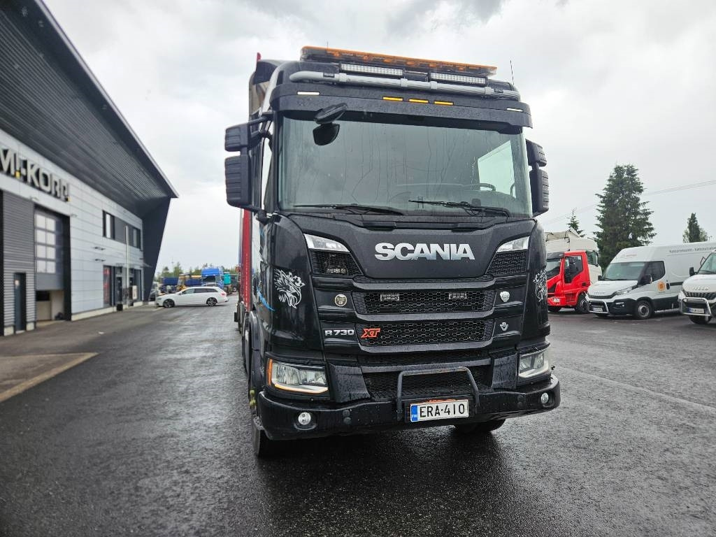 Scania R730 8x4 koko yhdistelmä - Камион за дърва: снимка 2 Scania R730 8x4 koko yhdistelmä - Камион за дърва: снимка 2