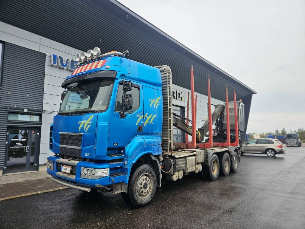 Sisu C600 8x4 kesla 2010 - Камион за дърва: снимка 1 Sisu C600 8x4 kesla 2010 - Камион за дърва: снимка 1
