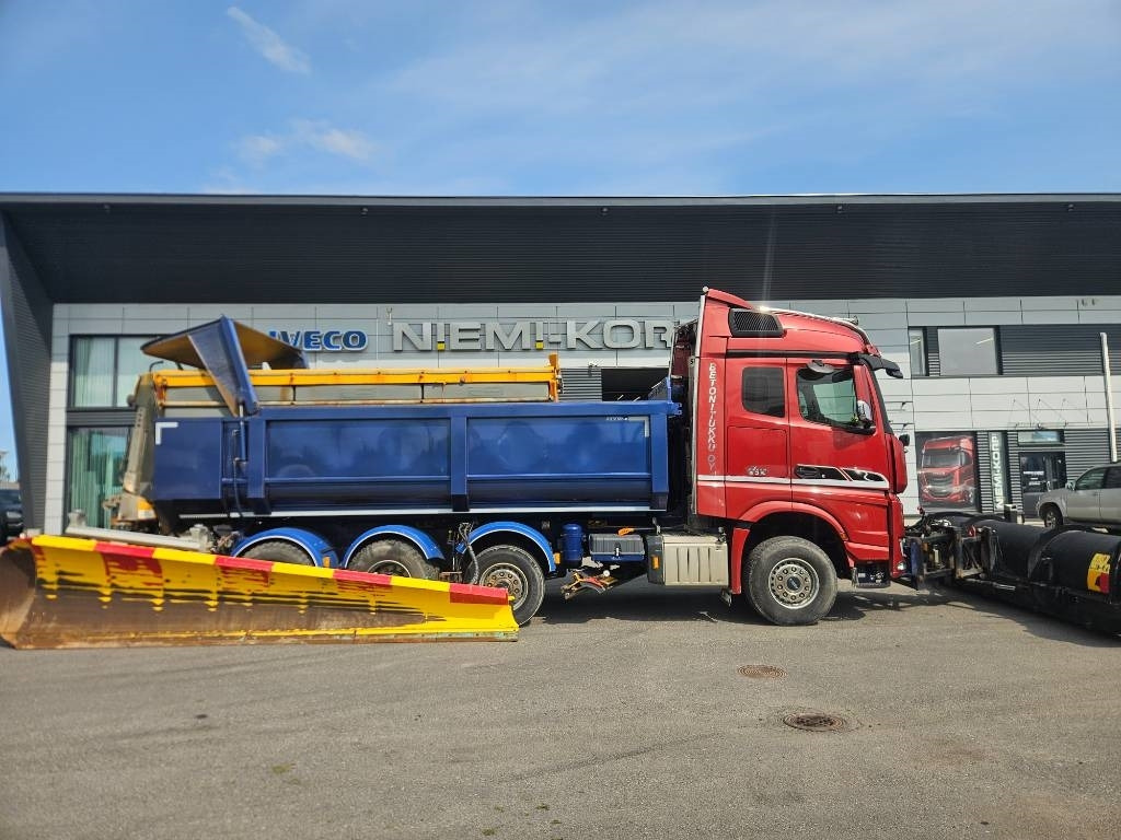 Sisu Polar 625 76tn tienhoitoauto - Самосвал камион: снимка 5 Sisu Polar 625 76tn tienhoitoauto - Самосвал камион: снимка 5