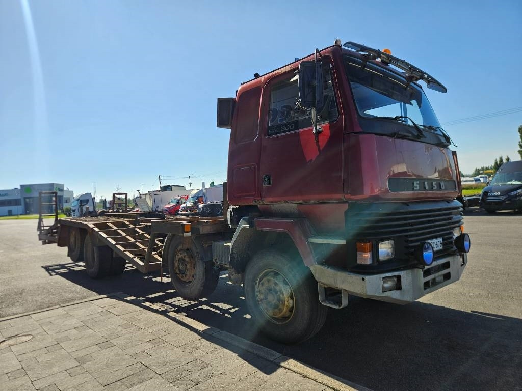 Sisu SM300 8X2 - Камион за дърва: снимка 3 Sisu SM300 8X2 - Камион за дърва: снимка 3