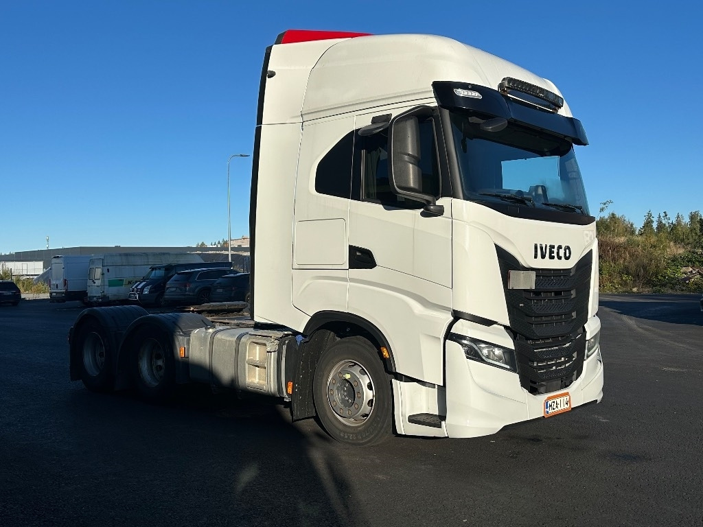 Iveco S-Way AS440X57 TZ/P 6x4 HCT - Влекач: снимка 3 Iveco S-Way AS440X57 TZ/P 6x4 HCT - Влекач: снимка 3