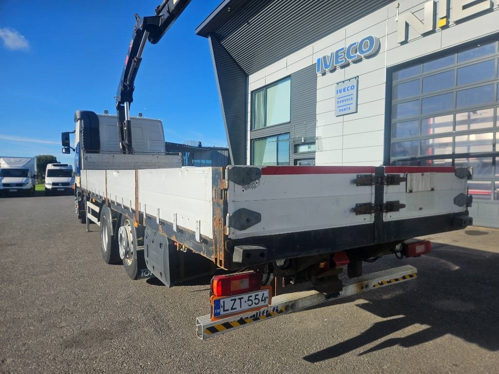 Volvo FH12 6x2 Hiab 166 kympitys 2029 asti - Камион с кран: снимка 4 Volvo FH12 6x2 Hiab 166 kympitys 2029 asti - Камион с кран: снимка 4