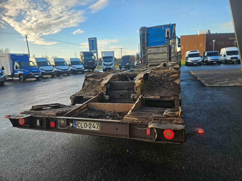 Volvo FH12 8x4 - Камион за дърва: снимка 4 Volvo FH12 8x4 - Камион за дърва: снимка 4