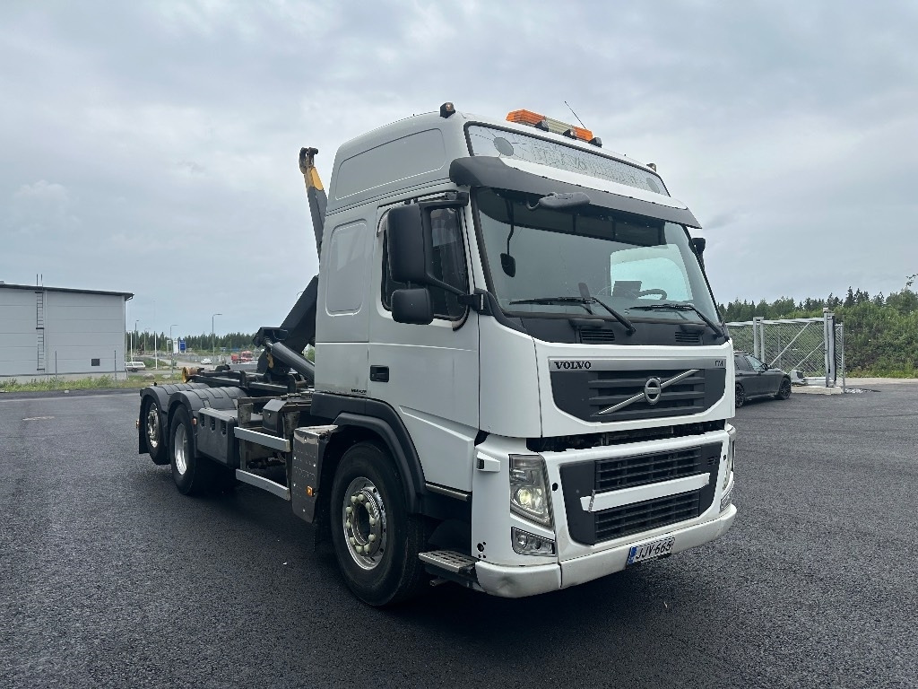 Volvo FM13 500 - Мултилифт с кука камион: снимка 2 Volvo FM13 500 - Мултилифт с кука камион: снимка 2