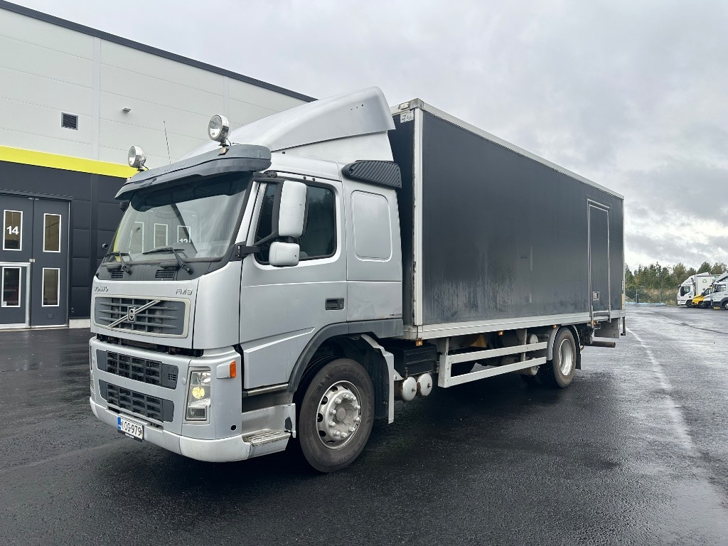 Volvo FM9 300 4x2 - Камион фургон: снимка 1 Volvo FM9 300 4x2 - Камион фургон: снимка 1
