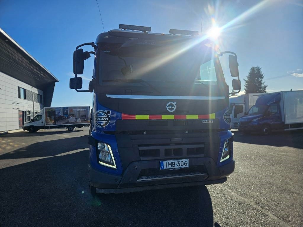 Volvo FMX 13 500 8X4 - Самосвал камион: снимка 2 Volvo FMX 13 500 8X4 - Самосвал камион: снимка 2