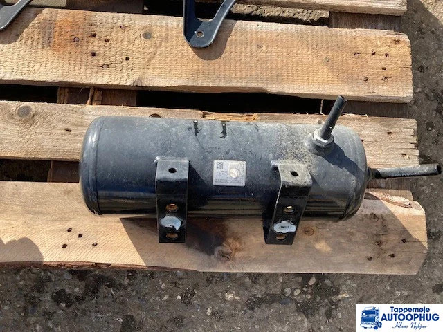 DAF luft tank – DAF 2119941 - Части на спирачната система за Камион: снимка 1 DAF luft tank – DAF 2119941 - Части на спирачната система за Камион: снимка 1
