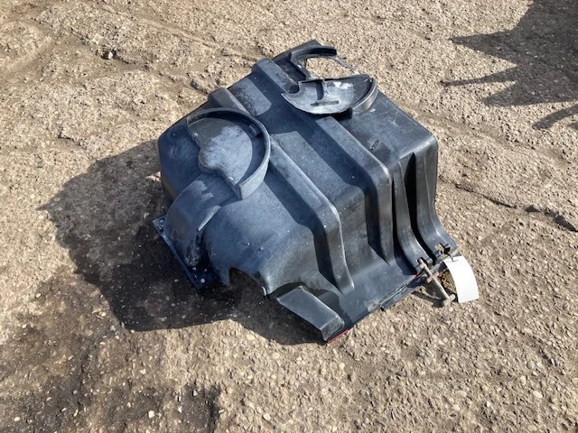 Scania 1373589 – Scania noise shield - Каросерия и екстериор за Камион: снимка 2 Scania 1373589 – Scania noise shield - Каросерия и екстериор за Камион: снимка 2