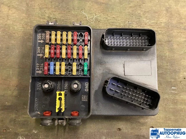 Scania APS Air dryer P/N: 2440300 - Електрическа система за Камион: снимка 5 Scania APS Air dryer P/N: 2440300 - Електрическа система за Камион: снимка 5