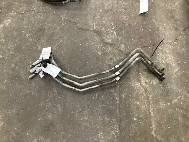 Scania Compressor anti freeze pipe – Scania 2365343 - Двигател и части за Камион: снимка 1 Scania Compressor anti freeze pipe – Scania 2365343 - Двигател и части за Камион: снимка 1