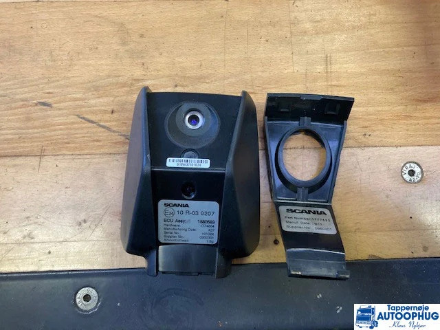 Scania ECU GMS P/N: 2148226 / 2559113 - Блок за управление за Камион: снимка 5 Scania ECU GMS P/N: 2148226 / 2559113 - Блок за управление за Камион: снимка 5