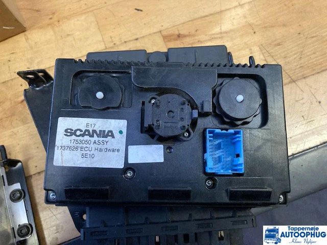 Scania ECU GMS P/N: 2148226 / 2559113 - Блок за управление за Камион: снимка 2 Scania ECU GMS P/N: 2148226 / 2559113 - Блок за управление за Камион: снимка 2