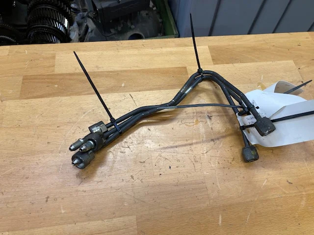 Scania Fuel pipe – Scania 2865663 - Двигател и части за Камион: снимка 1 Scania Fuel pipe – Scania 2865663 - Двигател и части за Камион: снимка 1