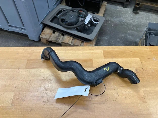 Scania Pipe – Scania 2050546 - Двигател и части за Камион: снимка 1 Scania Pipe – Scania 2050546 - Двигател и части за Камион: снимка 1