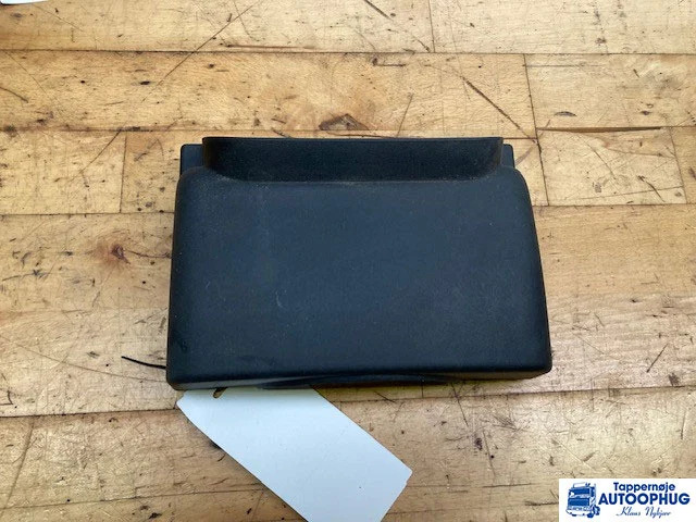 Scania Ratstamme cover Scania 1549227 - Кабина и интериор за Камион: снимка 1 Scania Ratstamme cover Scania 1549227 - Кабина и интериор за Камион: снимка 1