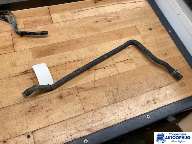 Scania vandslange Scania 2327819 - Двигател и части за Камион: снимка 1 Scania vandslange Scania 2327819 - Двигател и части за Камион: снимка 1