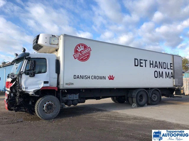 Volvo FM330 Coolerbox 6×2 - Рефрижератор камион: снимка 3 Volvo FM330 Coolerbox 6×2 - Рефрижератор камион: снимка 3