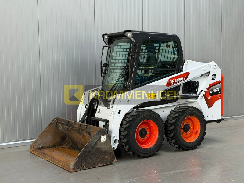 Bobcat S 450 - Мини челен товарач: снимка 2 Bobcat S 450 - Мини челен товарач: снимка 2