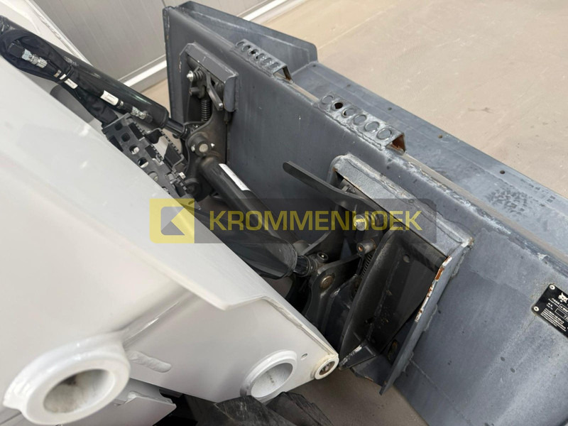 Нови Мини челен товарач Bobcat S 510: снимка 9