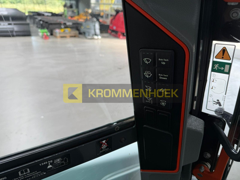 Мини челен товарач Bobcat T 76: снимка 17
