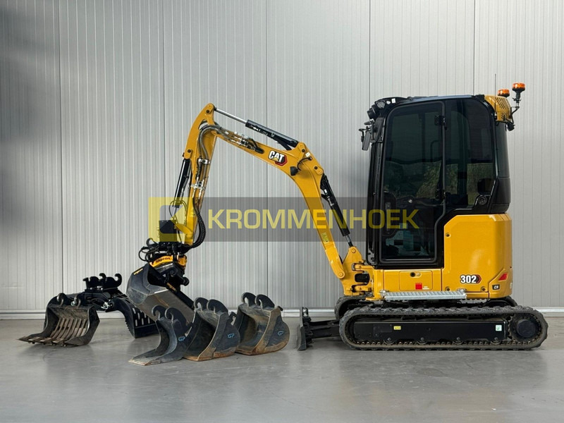 Caterpillar 302 CR Vol opties !! Engcon Draaikantelstuk - Мини багер: снимка 1 Caterpillar 302 CR Vol opties !! Engcon Draaikantelstuk - Мини багер: снимка 1