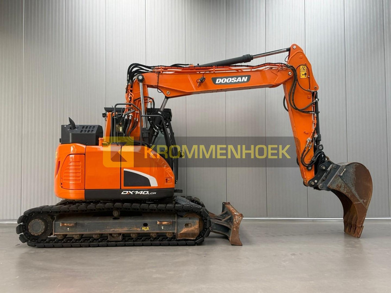 Doosan DX 140 LCR-5 Oilquick - Верижен багер: снимка 5 Doosan DX 140 LCR-5 Oilquick - Верижен багер: снимка 5