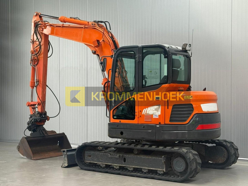 Doosan DX 85R-3 - Мини багер: снимка 3 Doosan DX 85R-3 - Мини багер: снимка 3
