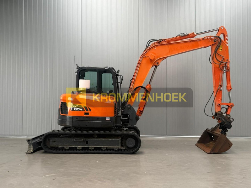 Doosan DX 85R-3 - Мини багер: снимка 5 Doosan DX 85R-3 - Мини багер: снимка 5
