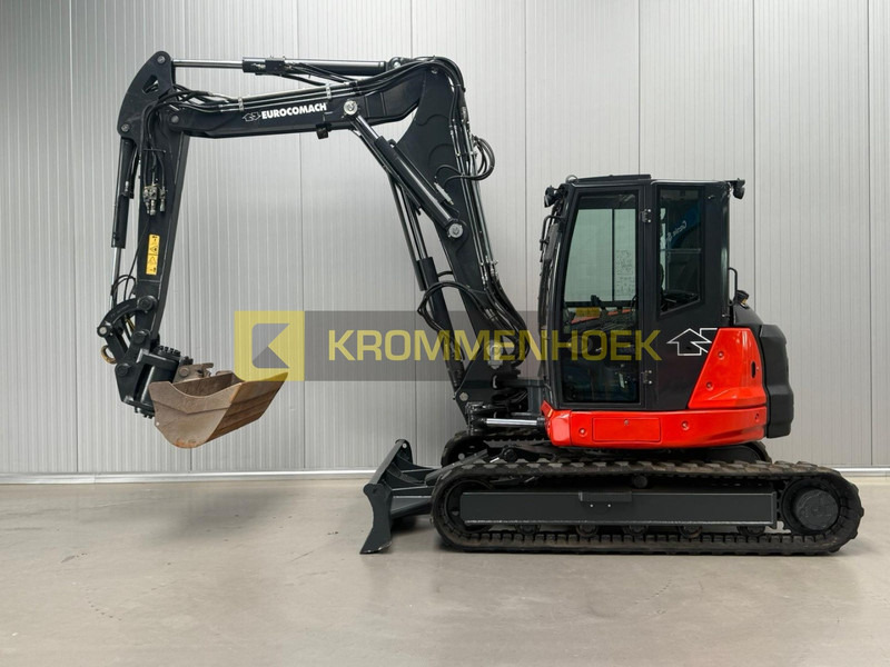 Eurocomach ES 100 TR Powertilt - Мини багер: снимка 1 Eurocomach ES 100 TR Powertilt - Мини багер: снимка 1