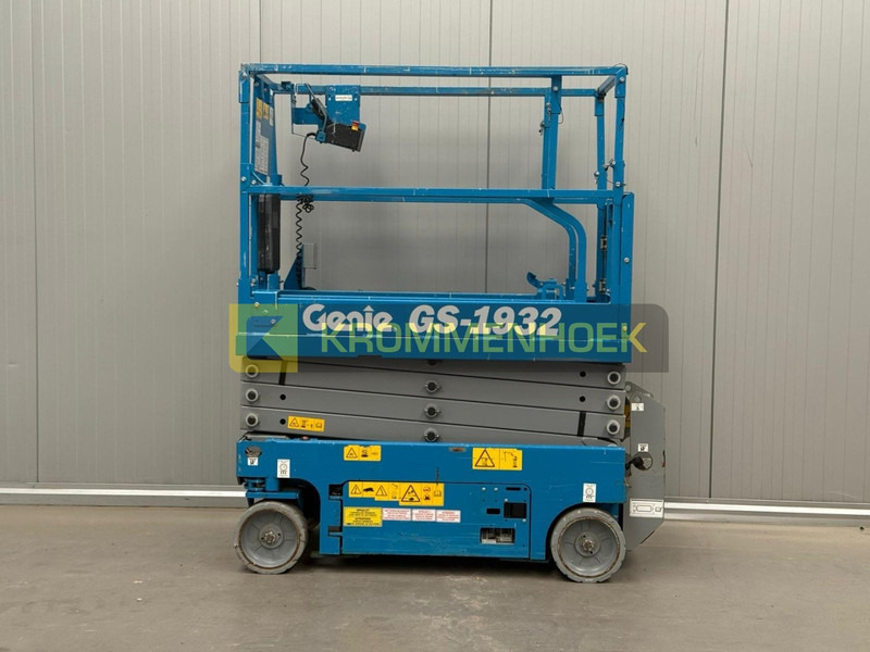 Genie GS 1932 - Ножична работна платформа: снимка 1 Genie GS 1932 - Ножична работна платформа: снимка 1