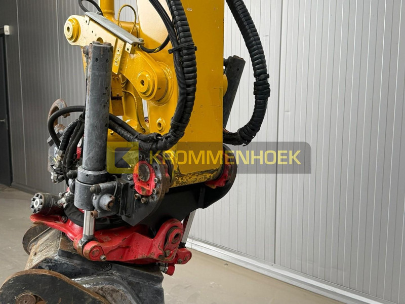 Верижен багер Komatsu PC 138 US-11 Rototilt: снимка 10