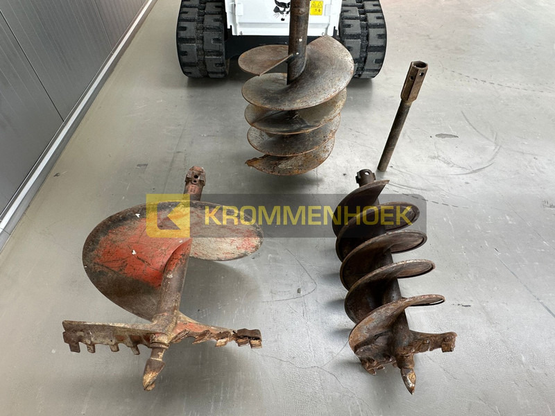 Bobcat Auger 30C Grondboor - Прикачен инвентар за Товарач: снимка 3 Bobcat Auger 30C Grondboor - Прикачен инвентар за Товарач: снимка 3