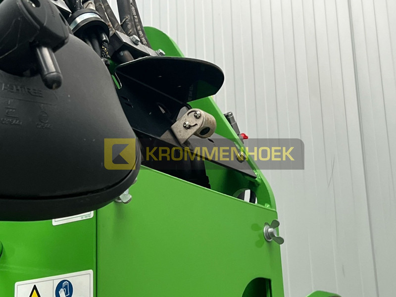 Телескопичен товарач Sennebogen 340 G: снимка 16