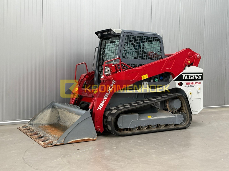 Takeuchi TL 12V-2 - Мини челен товарач: снимка 2 Takeuchi TL 12V-2 - Мини челен товарач: снимка 2