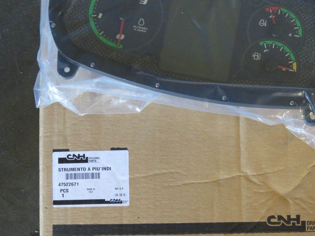 Case FARMALL 85C 95C 105C 115C - Табло за Селскостопанска техника: снимка 4 Case FARMALL 85C 95C 105C 115C - Табло за Селскостопанска техника: снимка 4