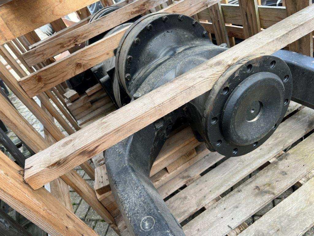 Case IH Case IH Front axle Steiger 470 Quadtrac, Steiger 5 - Предна ос за Трактор: снимка 1 Case IH Case IH Front axle Steiger 470 Quadtrac, Steiger 5 - Предна ос за Трактор: снимка 1