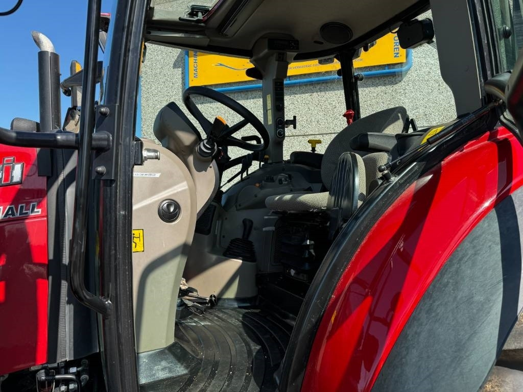 Трактор Case IH Farmall 100C, loader ready, EHR, 2023!!: снимка 15