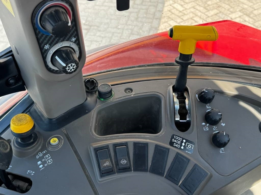 Трактор Case IH Farmall 100C, loader ready, EHR, 2023!!: снимка 19