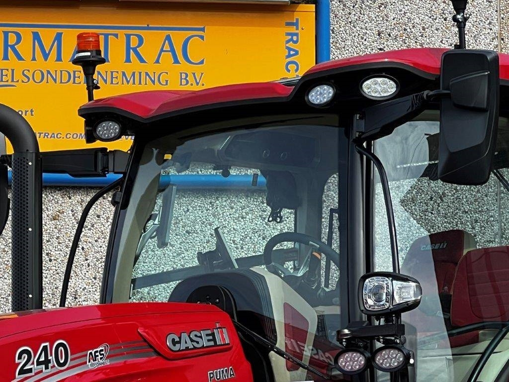 Case IH PUMA 240CVX, AFS Connect, 2024, frontlinkage, GPS! - Трактор: снимка 4 Case IH PUMA 240CVX, AFS Connect, 2024, frontlinkage, GPS! - Трактор: снимка 4