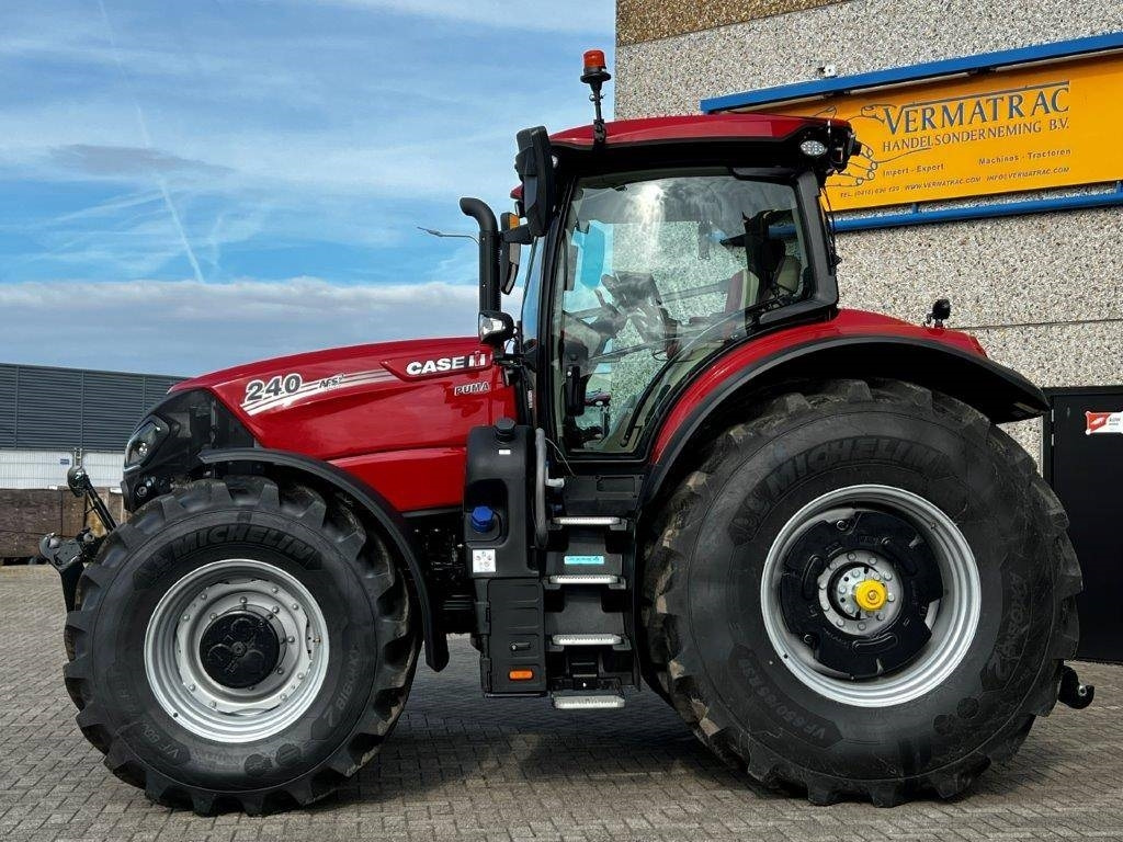 Case IH PUMA 240CVX, AFS Connect, 2024, frontlinkage, GPS! - Трактор: снимка 5 Case IH PUMA 240CVX, AFS Connect, 2024, frontlinkage, GPS! - Трактор: снимка 5