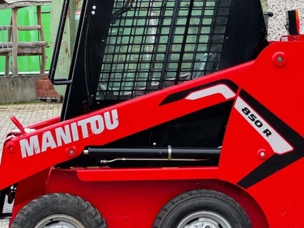 Manitou 850R, 2021, 365 hours! - Мини челен товарач: снимка 3 Manitou 850R, 2021, 365 hours! - Мини челен товарач: снимка 3