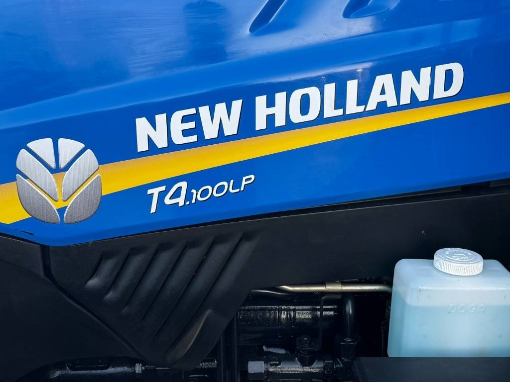 New Holland T4.100 DC, Low Profile, 2019, 3013 hours!!  - Трактор: снимка 3 New Holland T4.100 DC, Low Profile, 2019, 3013 hours!!  - Трактор: снимка 3
