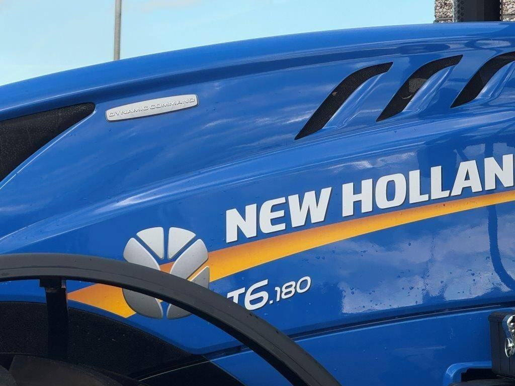 New Holland T6.180 Dynamic Command, frontlinkage, Stage V, GPS - Трактор: снимка 3 New Holland T6.180 Dynamic Command, frontlinkage, Stage V, GPS - Трактор: снимка 3